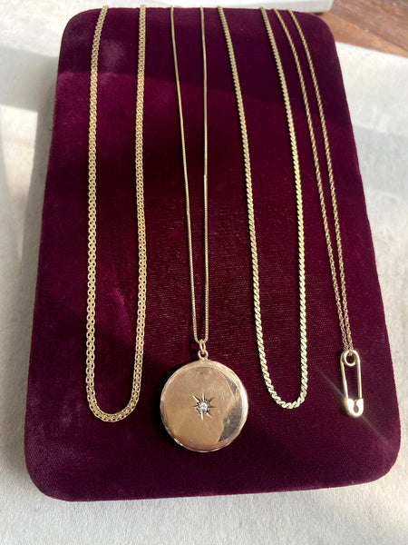 Vintage Flat "S" Link Chain (14k)