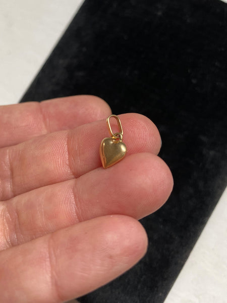 Vintage 18k Bb Puffy Heart