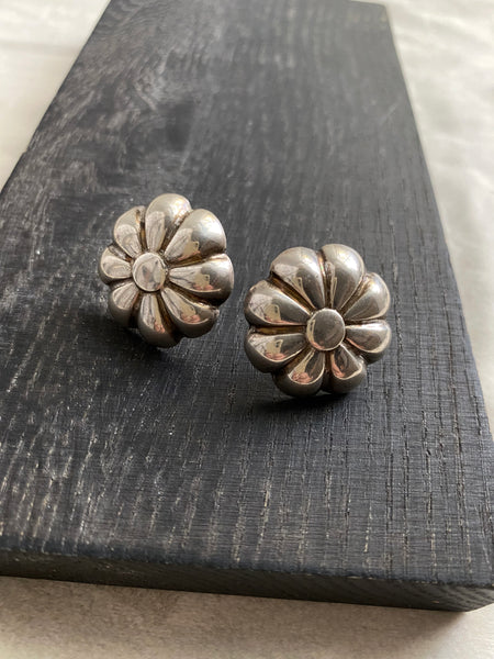 Vintage Flower Child Earrings