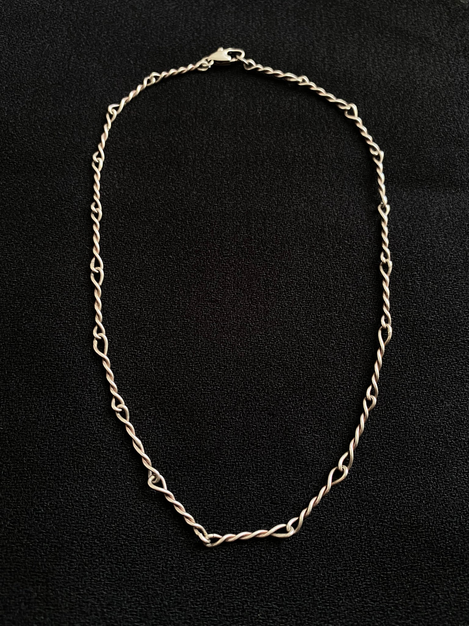 Vintage Twist Link Chain Necklace