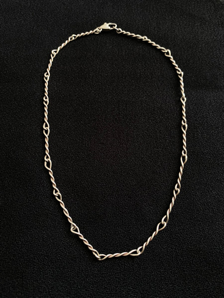 Vintage Twist Link Chain Necklace