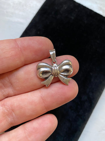 Vintage Bow Charm