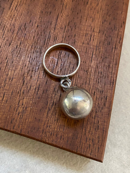 Vintage Ball Chime Ring Sz 5