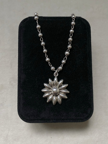 Vintage Sterling Silver Daisy+ Rosary Bead Necklace