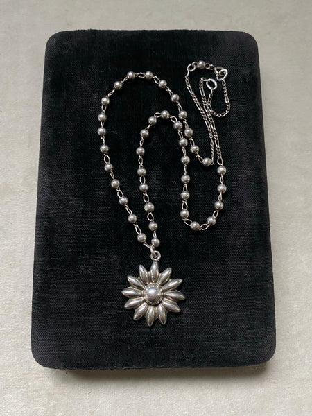 Vintage Sterling Silver Daisy+ Rosary Bead Necklace