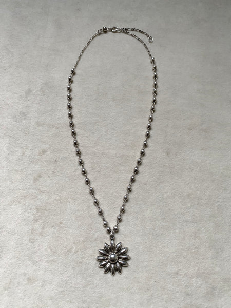 Vintage Sterling Silver Daisy+ Rosary Bead Necklace