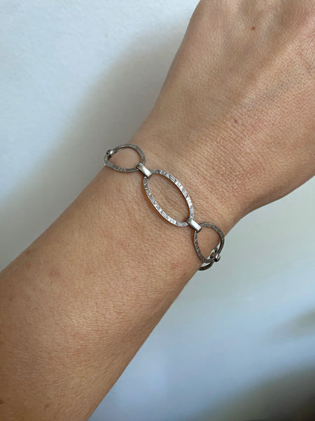 Art Deco Sterling Silver Engraved Oval Link Bracelet