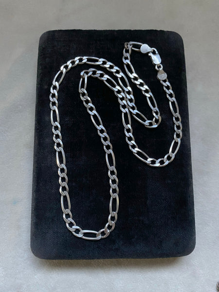 22" Vintage Figaro Chain