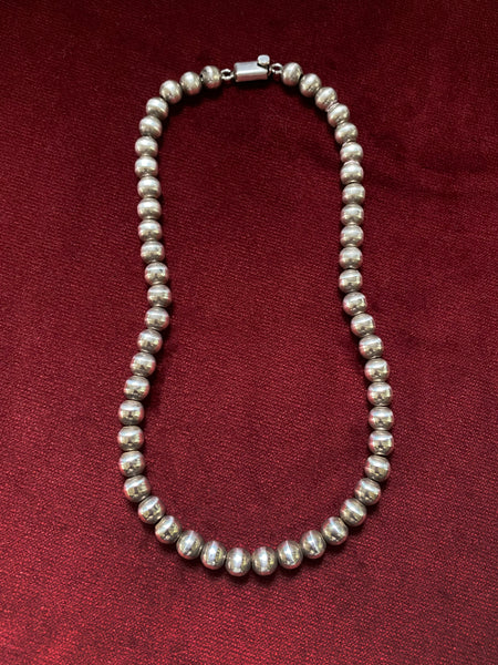 Perfect Vintage Mexican Sterling Silver Handmade Bead Necklace