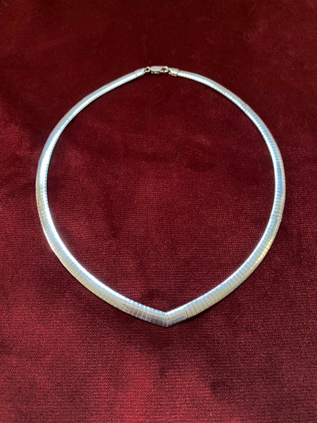 Vintage Italian Silver Pointed Omega Collar
