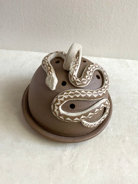 Ceramic Snake Incense Dome *ivory*