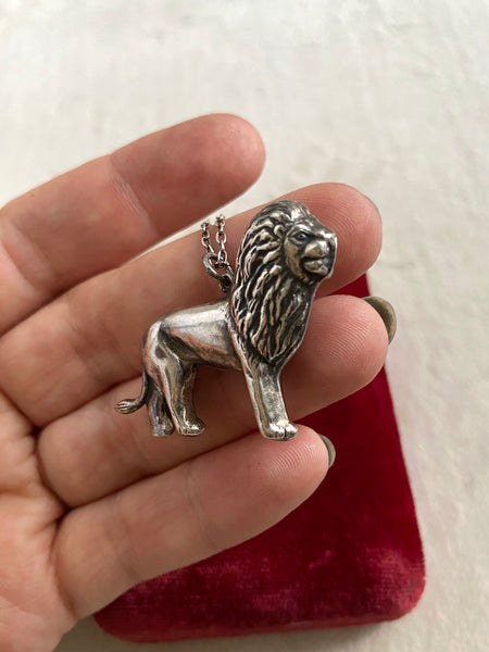 Vintage Sterling Lion Pendant (Hollow Form)