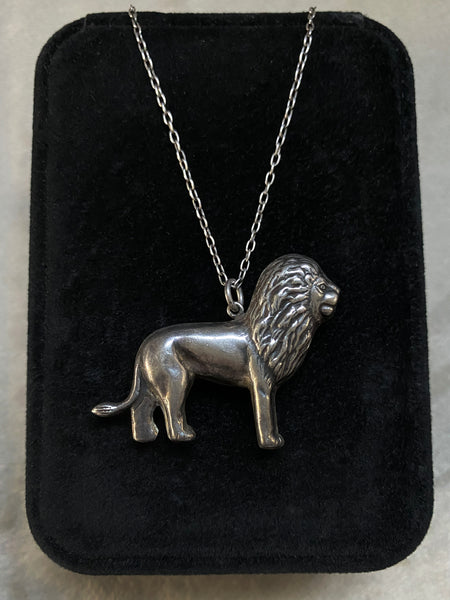 Vintage Sterling Silver Lion Pendant Necklace
