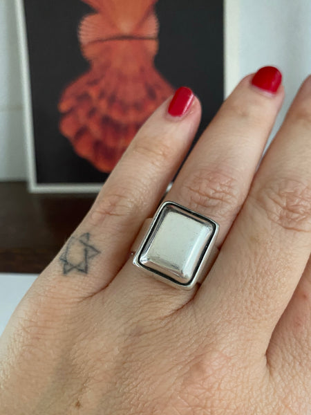 Vintage Solid Sterling Signet Ring sz 7.5