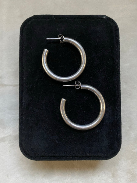 Vintage Sterling Clean Classic Hoops
