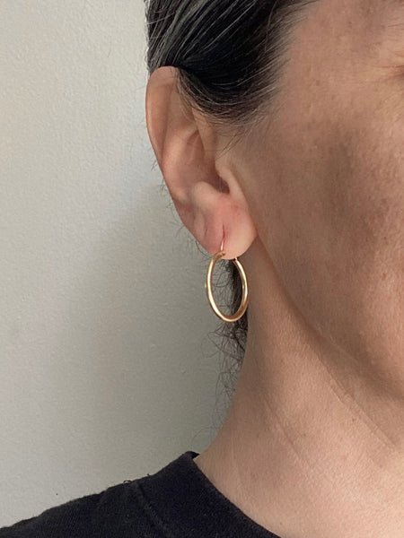 Vintage Classic Hoop Earrings (14k)