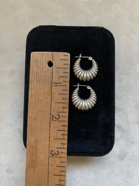 Vintage Sterling Silver Small Shrimp Hollow Form Hoops