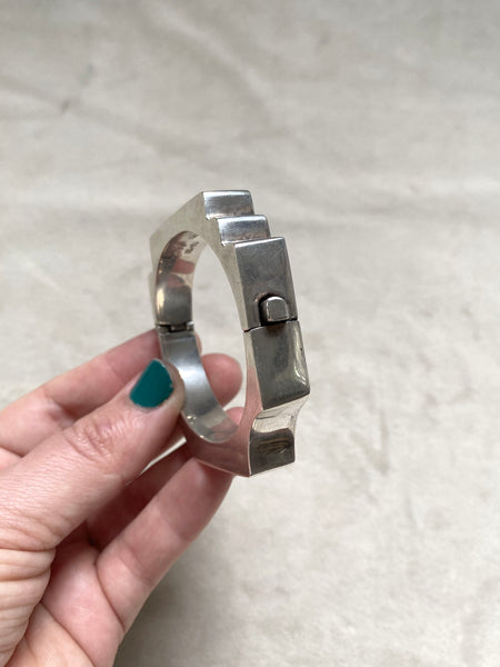 Vintage Taxco Sterling Silver Hinged Stepped Bangle